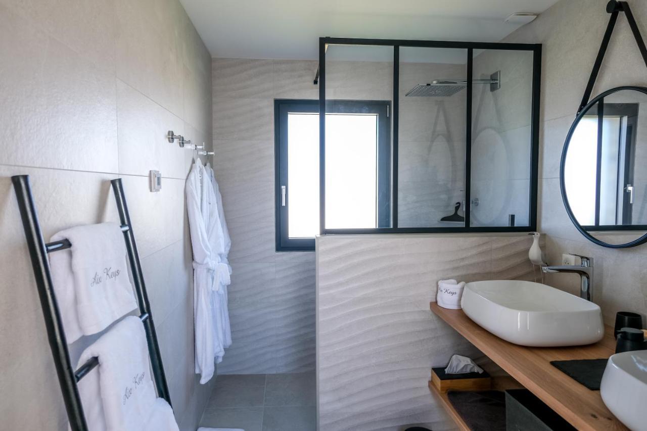 Suites By Aix Keys Avec Jacuzzi Privatif 5 Min Des Plages Fouras Saint-Laurent-de-la-Prée Екстериор снимка