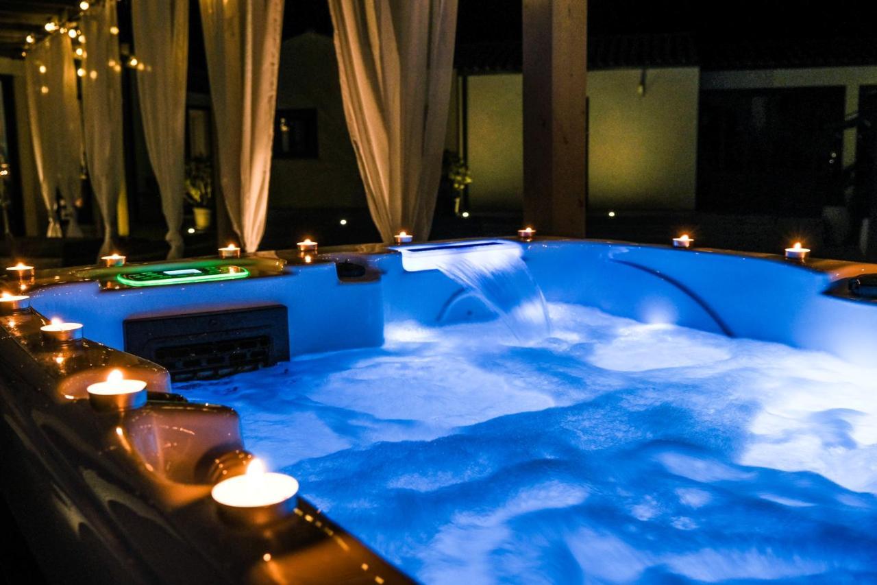 Suites By Aix Keys Avec Jacuzzi Privatif 5 Min Des Plages Fouras Saint-Laurent-de-la-Prée Екстериор снимка