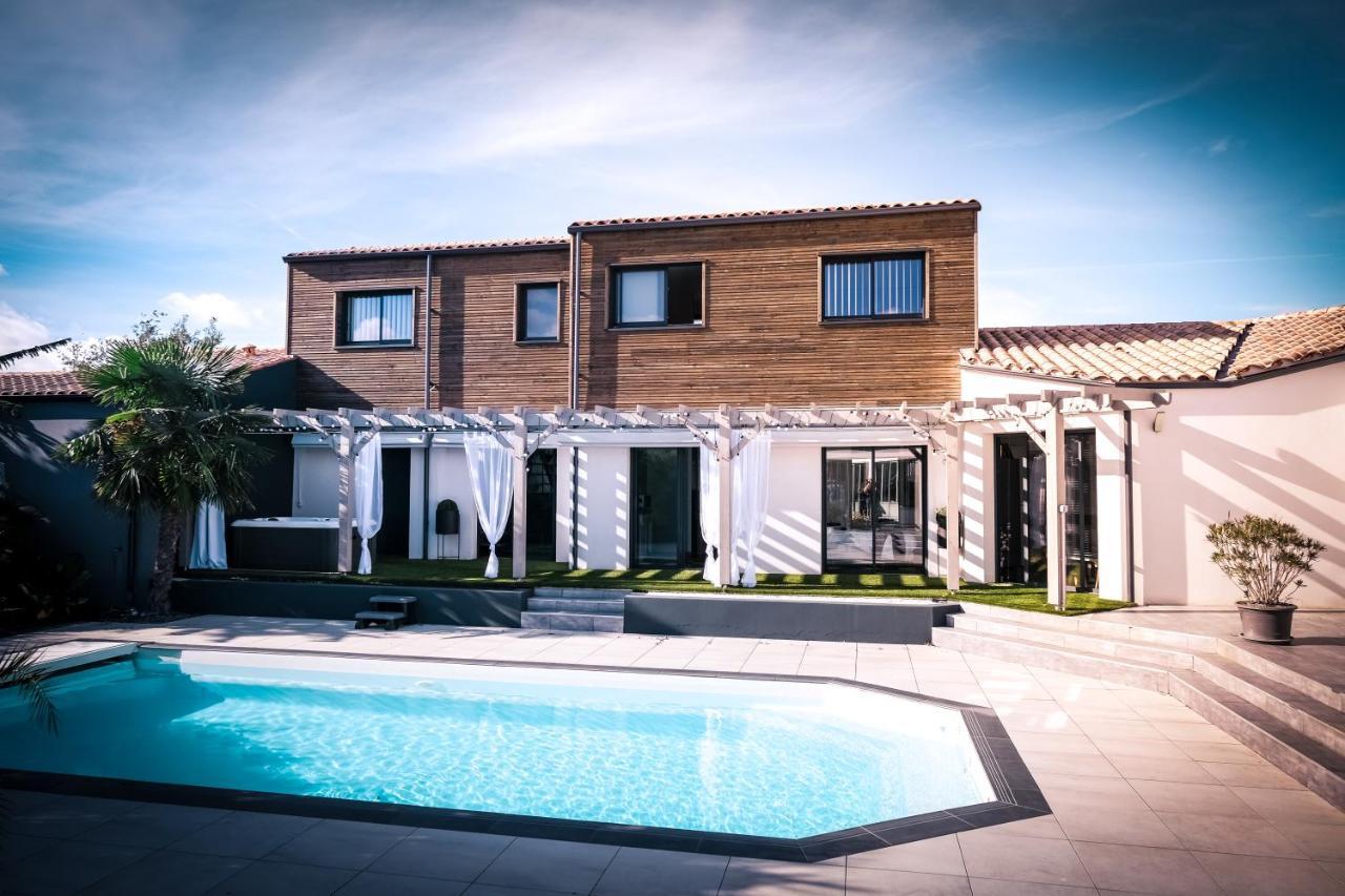 Suites By Aix Keys Avec Jacuzzi Privatif 5 Min Des Plages Fouras Saint-Laurent-de-la-Prée Екстериор снимка