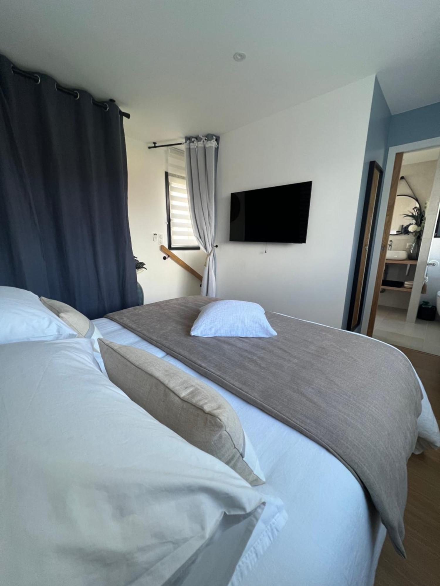 Suites By Aix Keys Avec Jacuzzi Privatif 5 Min Des Plages Fouras Saint-Laurent-de-la-Prée Екстериор снимка